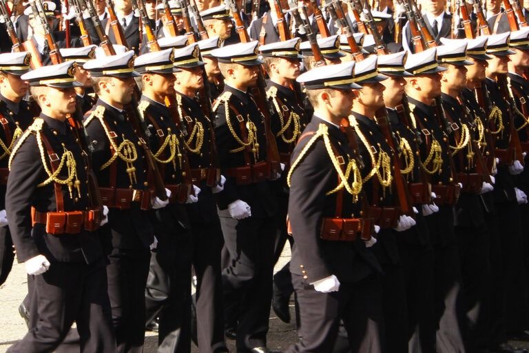Preparación para Oficial y Suboficial de las Fuerzas Armadas